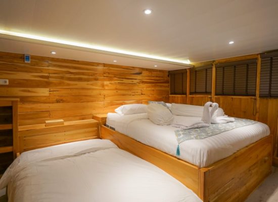 4dc6dc46-a53d-4f3e-8bd1-4cc7d5efa124.jpg