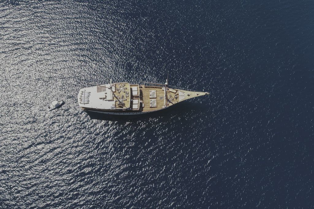 1150b0dfaf62f92a3caecf4508b5f8aa.ultimate-yachts-indonesia-Prana31