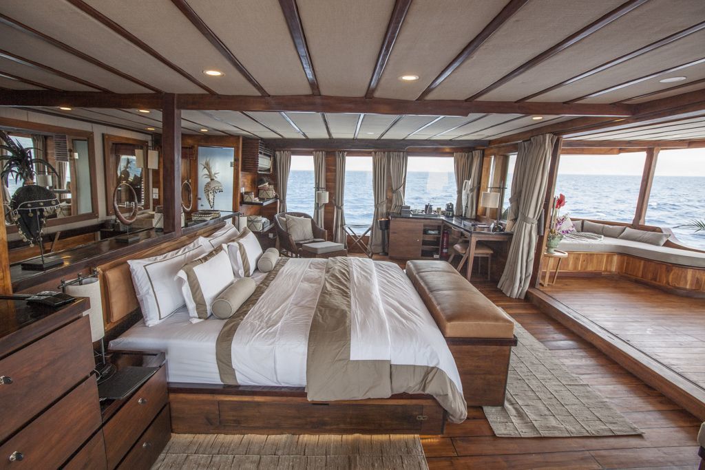 392cc328b9b49e6862d28434f7aac0ec.ultimate-yachts-indonesia-Prana08