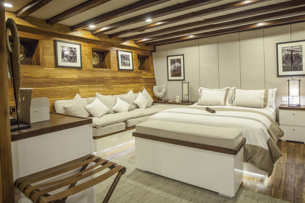 ad95d8b1aac399a7764631fcfb09f3eb.ultimate-yachts-indonesia-Prana11
