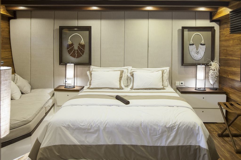 bf99e391e1aa3be684a5ff2d3acd2dd5.ultimate-yachts-indonesia-Prana14
