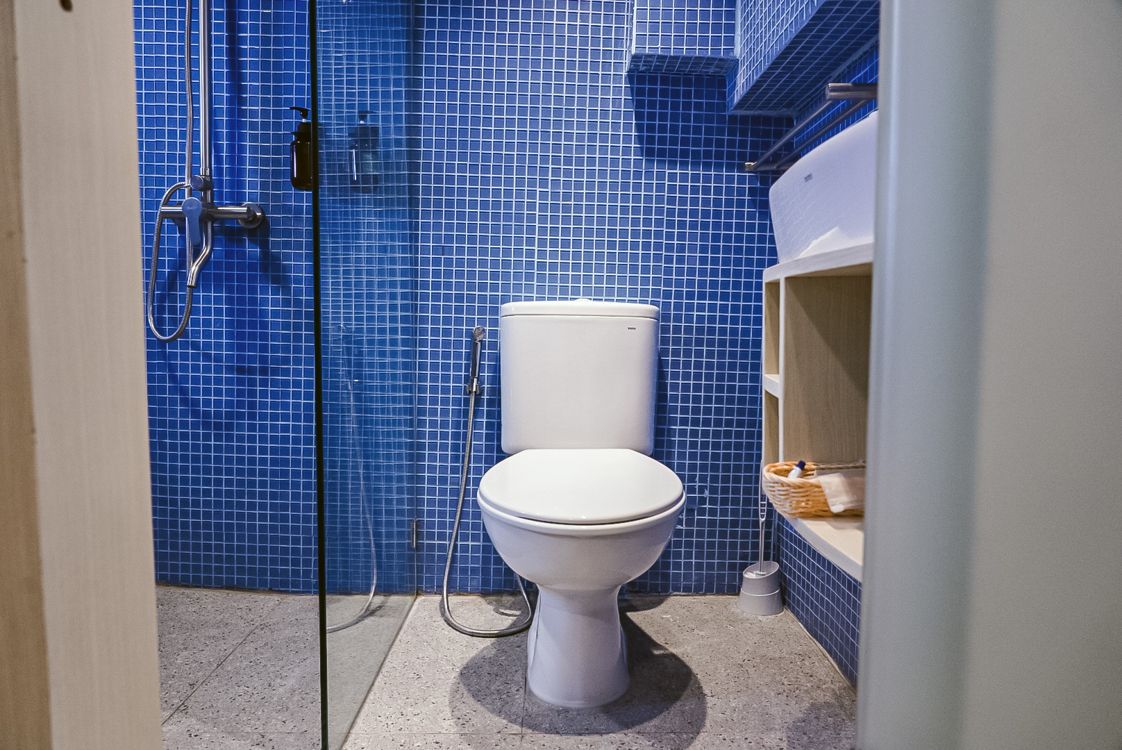 Toilet Kei Room 2