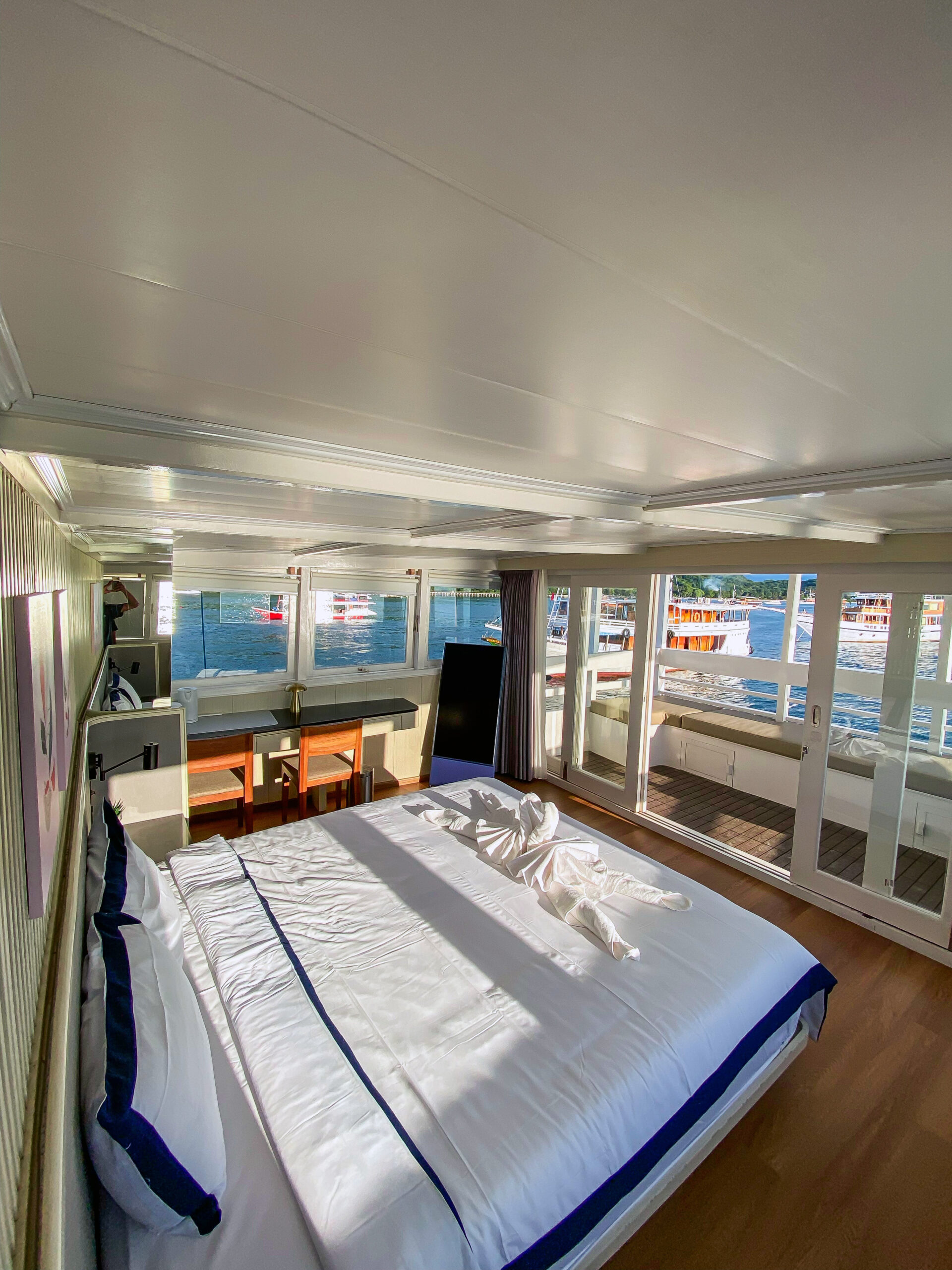Upper Deck Mentawai Room 3